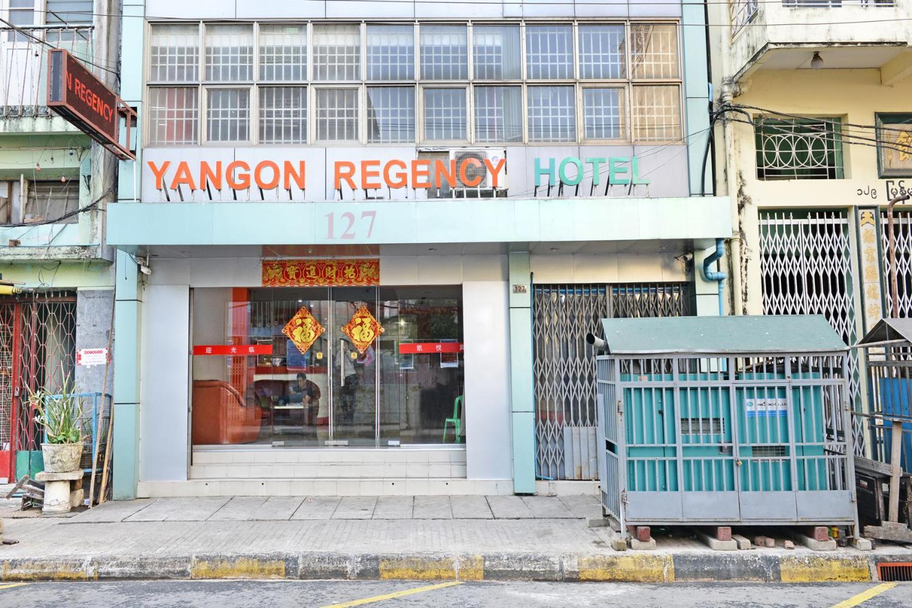 Yangon Regency Hotel Exterior foto